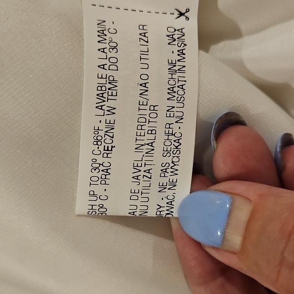 White Faux Fur Cropped Open Vest Wrap Bolero XS/SM Cover Your Shoulders NWOT - Picture 7 of 8